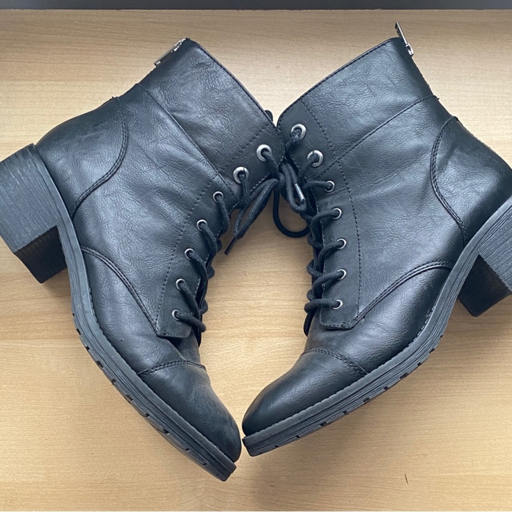 Black Lace Zipper Ankle Boots
